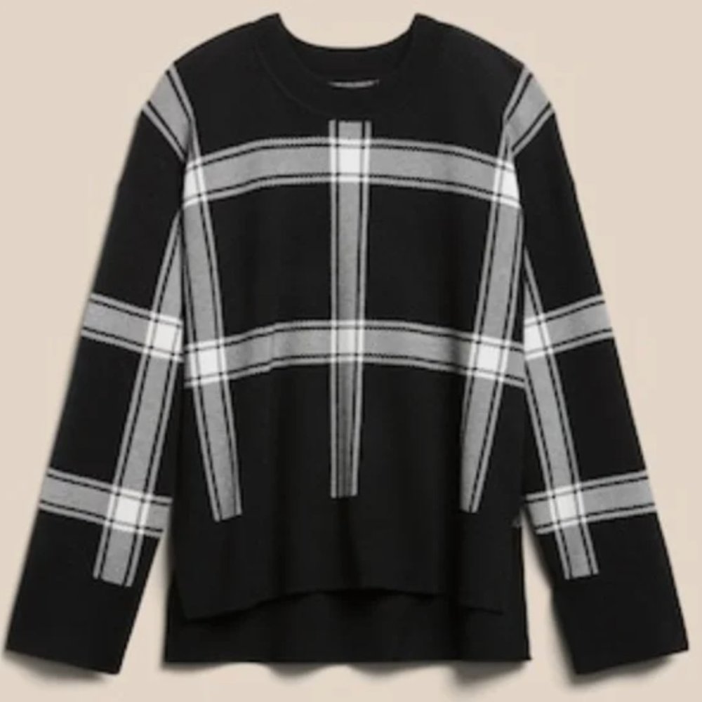 Banana Republic Black & White Plaid Sweater